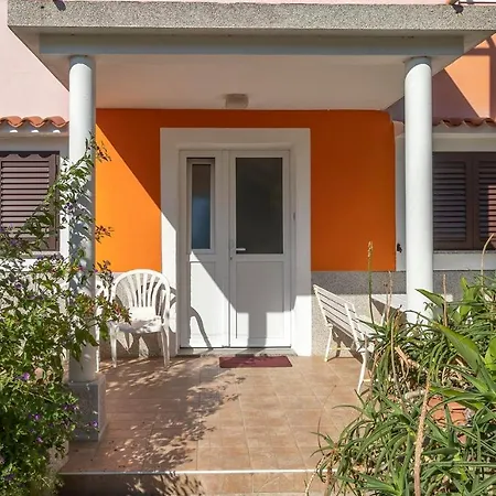 Apartment Fredi