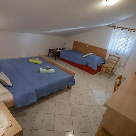 Fredi Apartman *